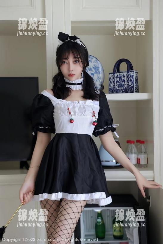秀人网-你的兔妹妹 秀人网 - 你的兔妹妹修女写真:我是不是认错教派了?!