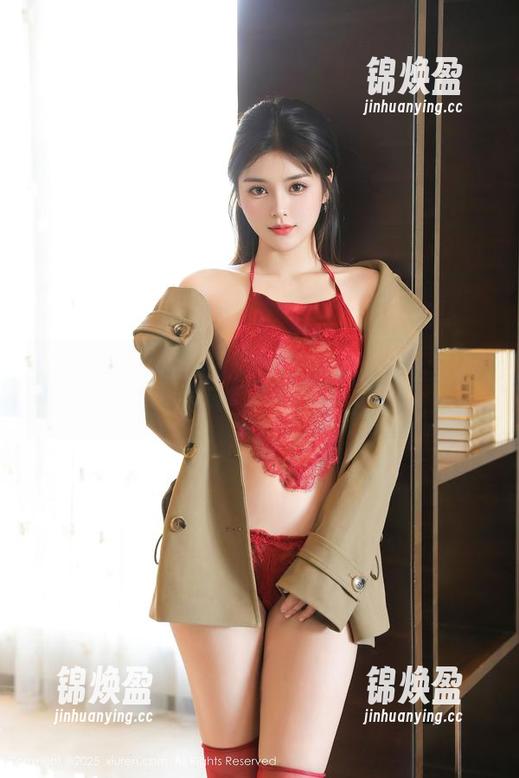 秀人网-小逗逗 秀人网 - 清凉一夏:小逗逗带你领略神奇的套图资源,雨伞可以不用带!