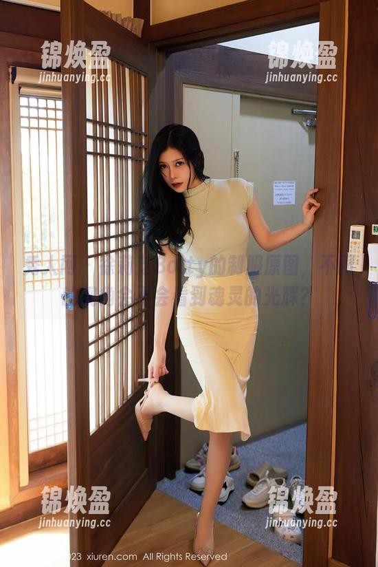 秀人网-徐莉芝Botty 秀人网 - 徐莉芝Botty的制服原图,不同的视角会不会看到魂灵的光辉?