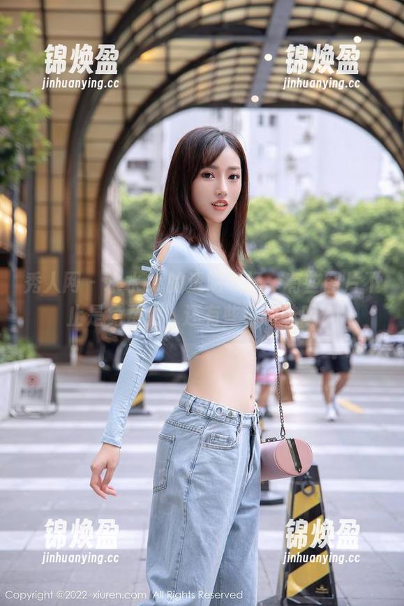 秀人网 - 水水er的透明气场，有些图片不止是免费的，还有些小暧昧呢？