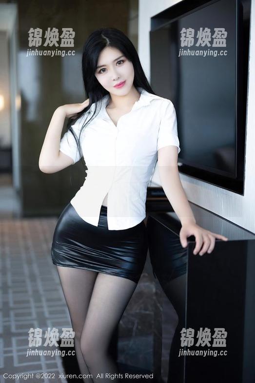 秀人网 - 在私房写真里，水水姐扮演护士，差点让我想请假！