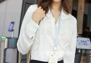 秀人网 – 免费体验：王俪丁小宝贝的护士制服写真，或许会让你对蓝色多一些联想！