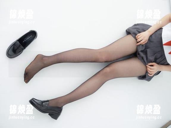 紧急企划-小恩 紧急企划 - 小恩的校服小情绪:最新合集,全在这里了!