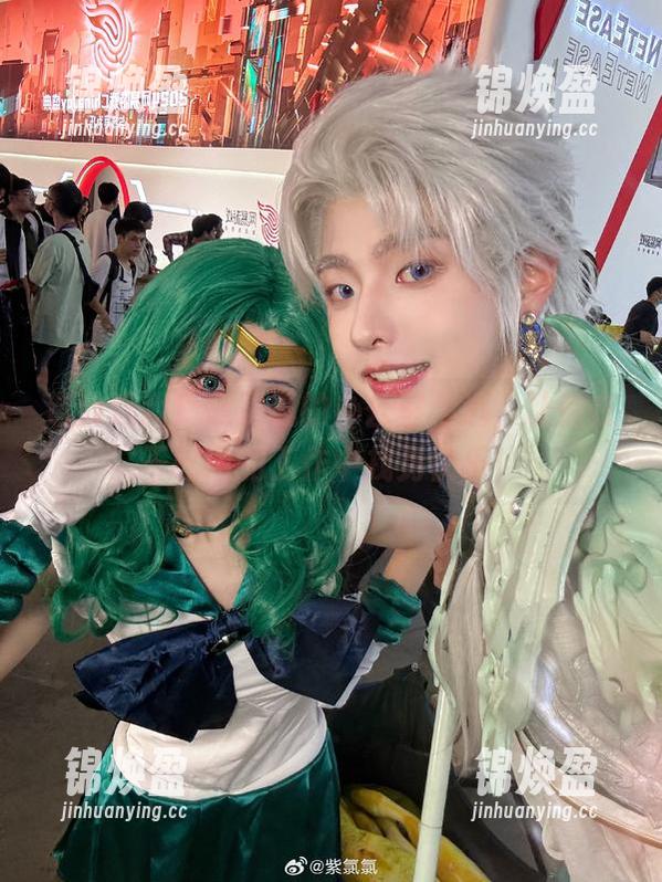 紫氯氯 选我选我!紫氯氯的办公室精选,让你在干巴巴的工作中找到快乐!