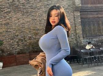 微密圈 – 紫色哒豚豚的微信朋友圈续篇，美图不停轰炸！