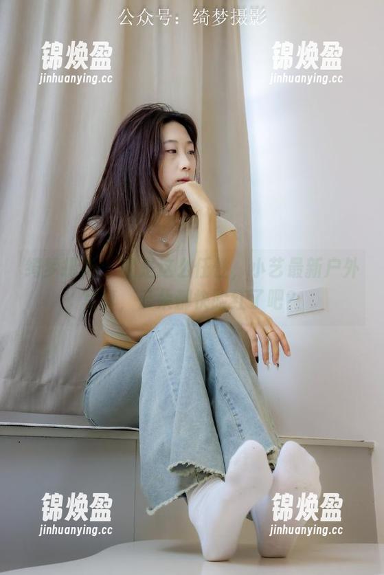 绮梦摄影-小艺 绮梦摄影 - 就是这么任性,小艺最新户外写真,云朵都快脸红了吧?