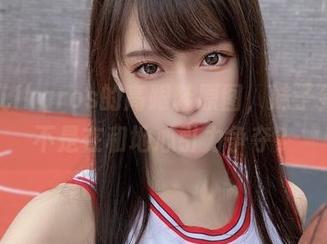 腐团儿Ikaros的高跟鞋原图，妹子到底是不是在和地心引力争夺？