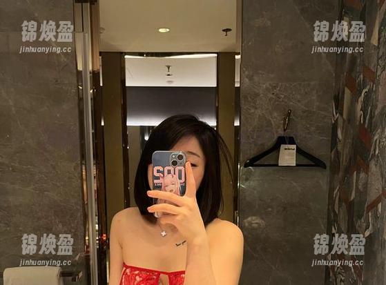 詹詹 微密圈 - 校服合集中,詹詹让我想起了悄悄话太多