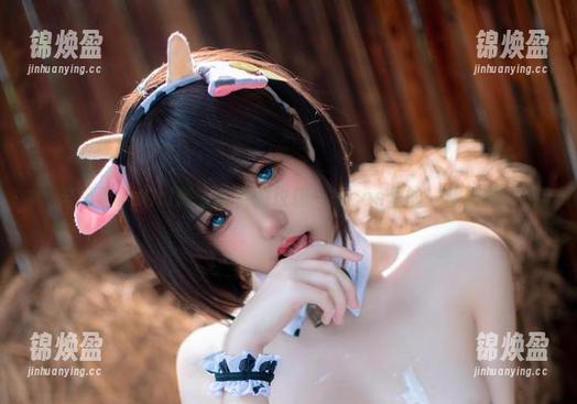 阿薰kaOri 当阿薰kaOri遇上寂寞的玫瑰——cos里的一丝孤独。