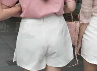 魔镜街拍：黑丝美少妇，下午的“柔情”写真